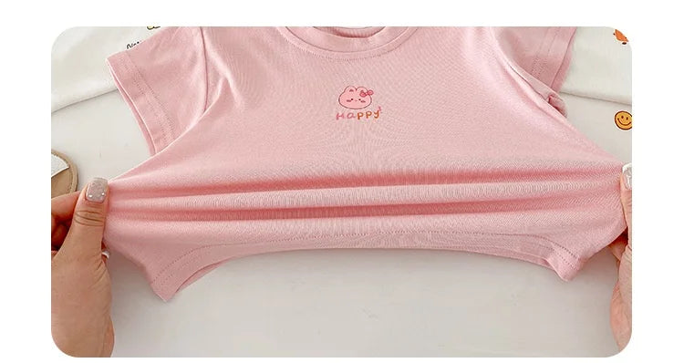Smooth polyester spandex material baby clothing detail