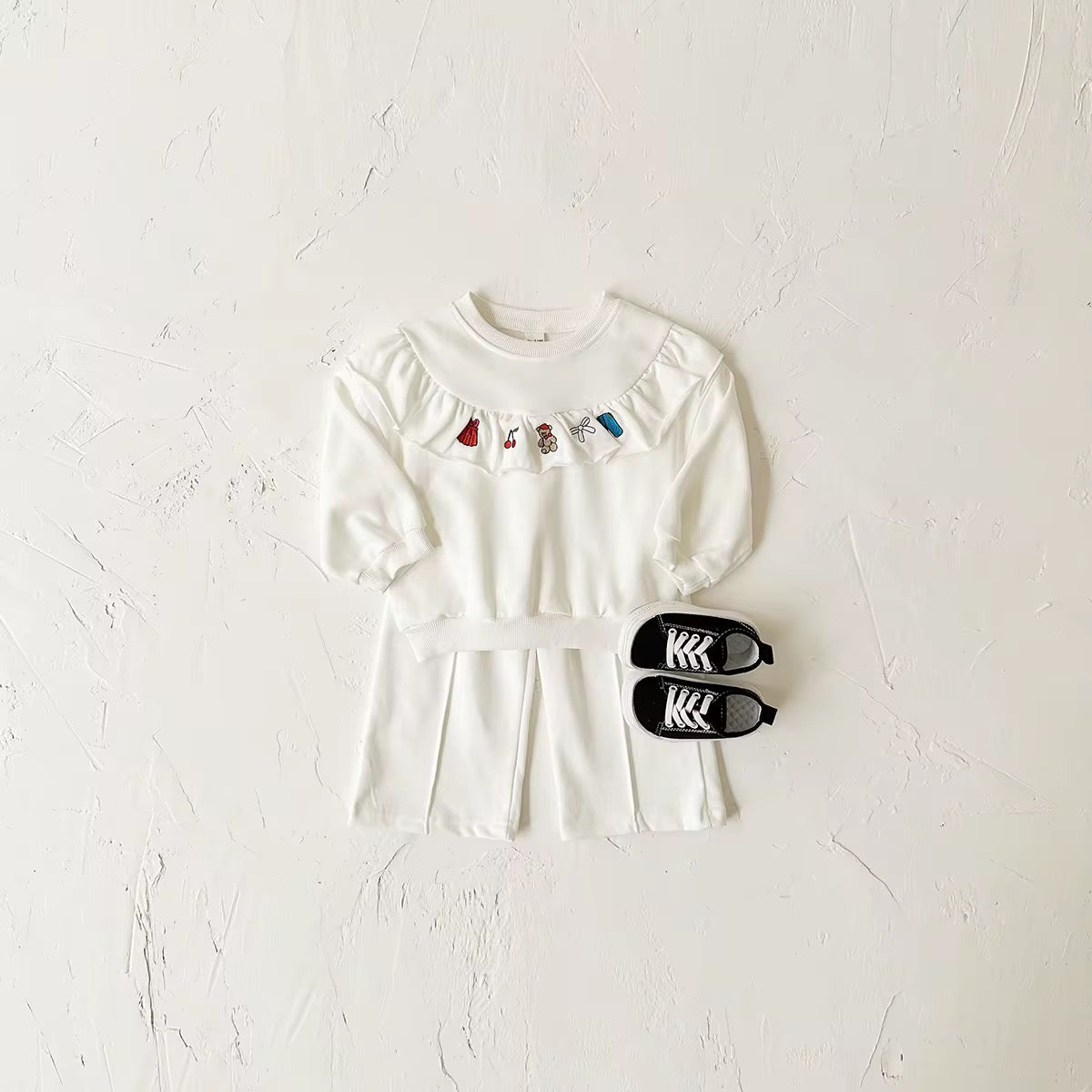 comfortable baby outfit for everyday wear