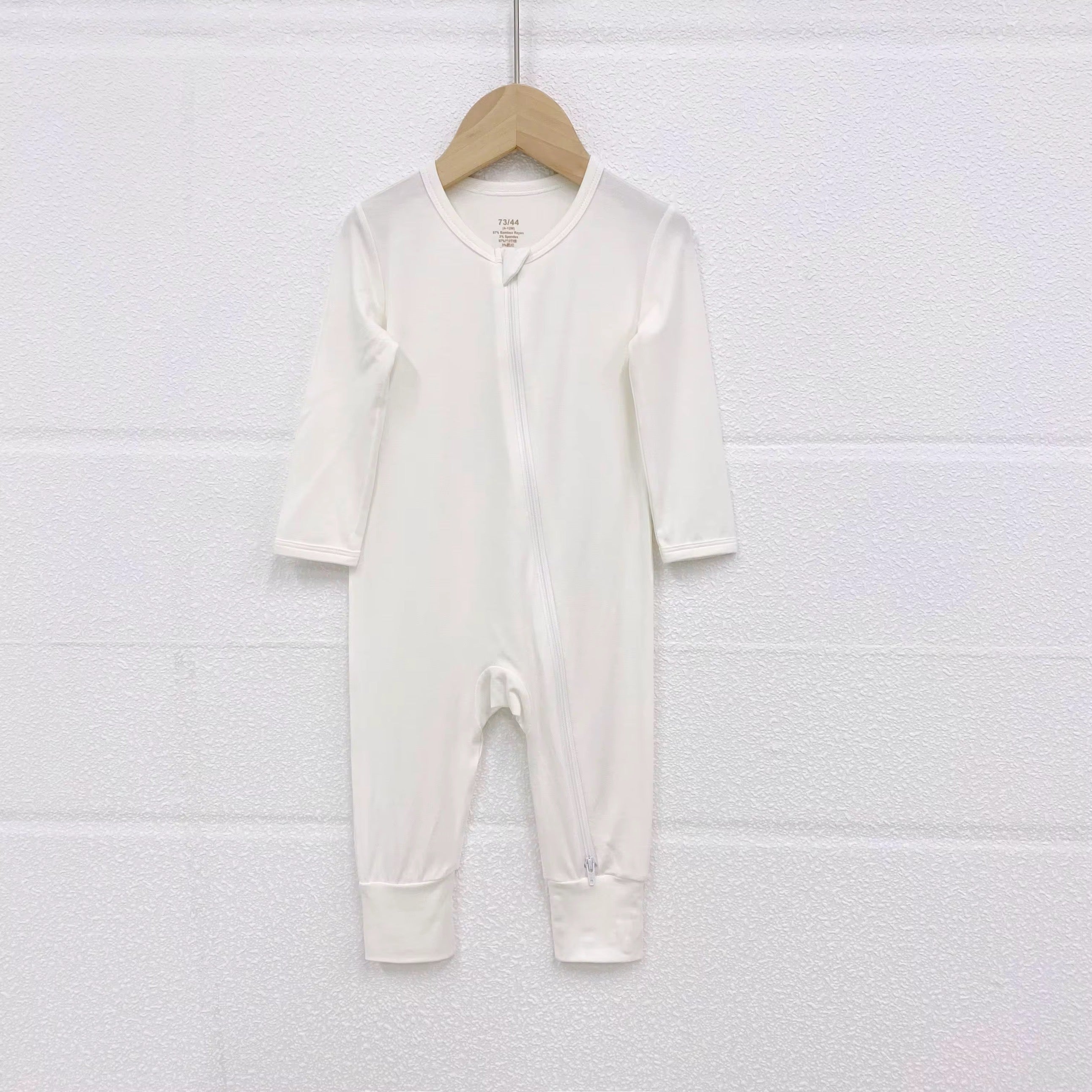 Bamboo zip baby onesie romper – soft and breathable