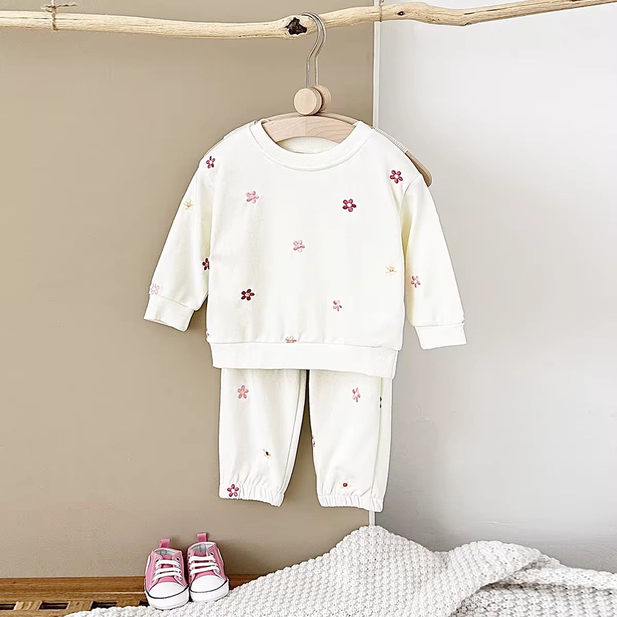 Soft Blooms 2-Piece Set